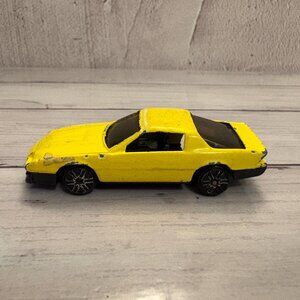 Yatming Chevrolet Camaro Z-28 #21 Yellow No. 801 Die Cast Toy Car (SKU: 235TO)